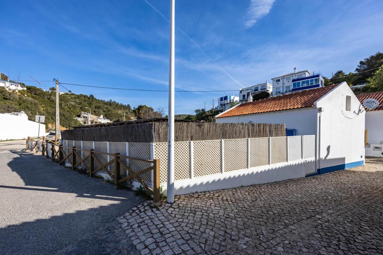 Salema Beach House Bagian luar foto